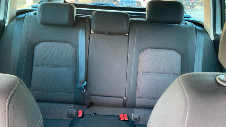 Volkswagen Passat 2.0 TDI SE Business 5dr Diesel Estate